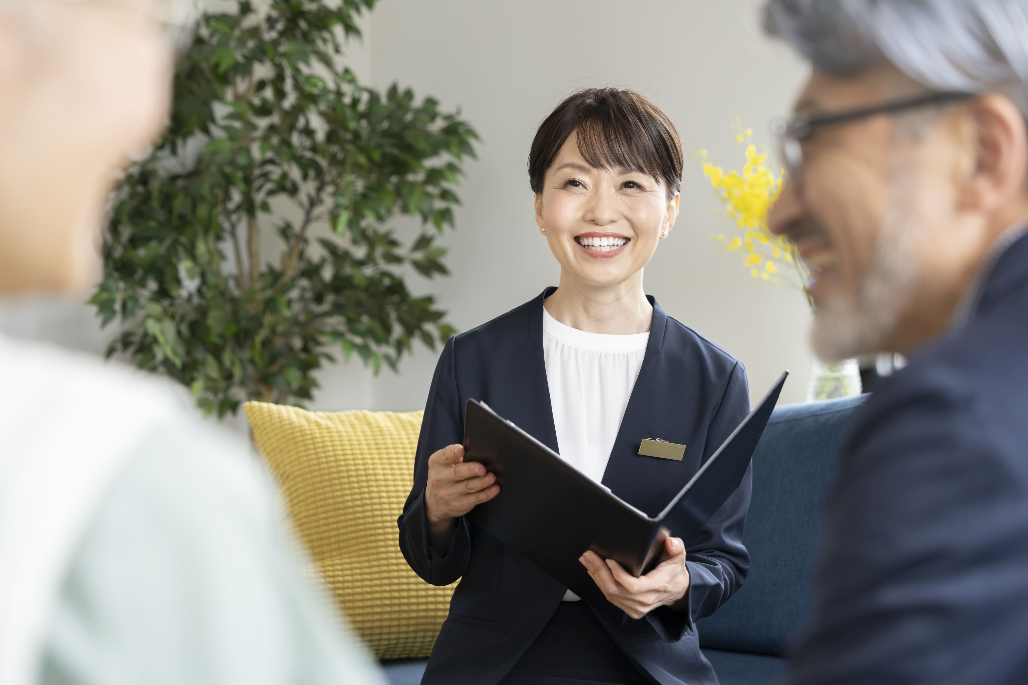 面倒な手続きをスピーディにかつ代行対応